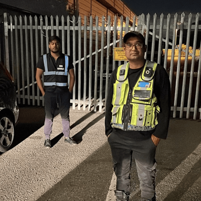 Secure Houses Help Avoiding Trouble with the Neighbours
