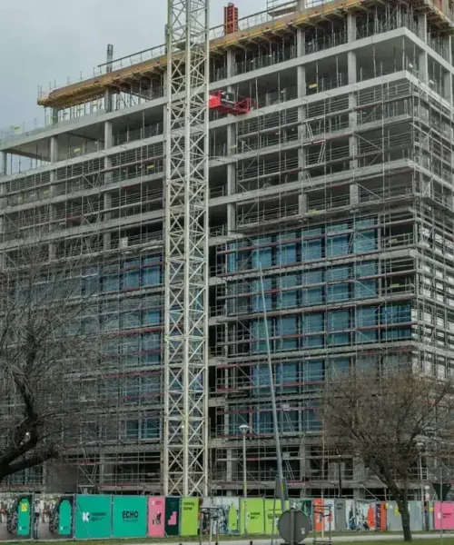 construction2-optimised-1200